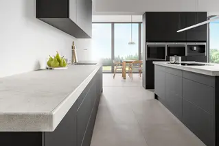 Kuchyňsk&aacute; pracovn&iacute; deska se zakončovac&iacute;m profilem s potiskem v designu obkladu