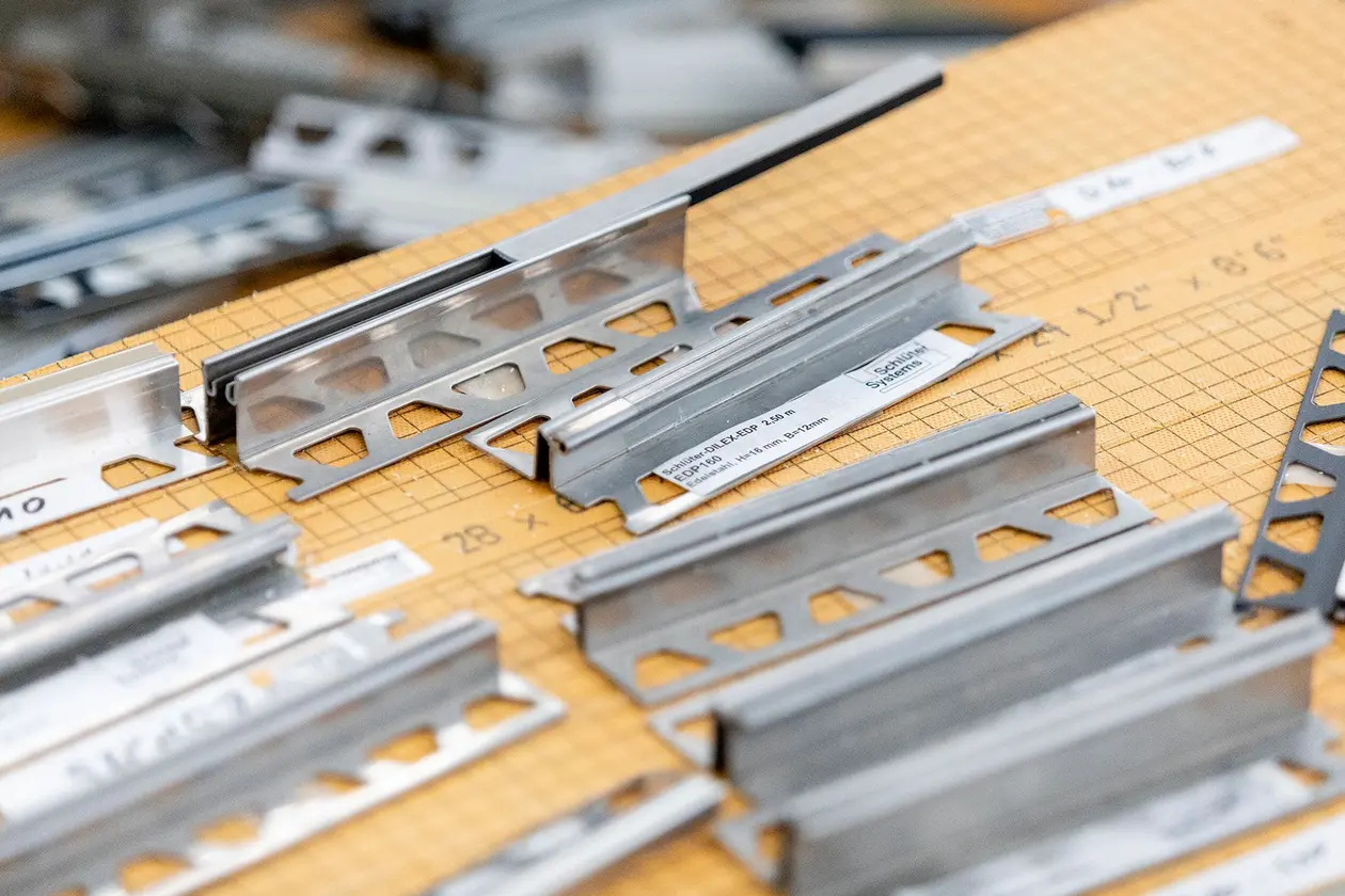 Small selection of metal Schlüter profiles.