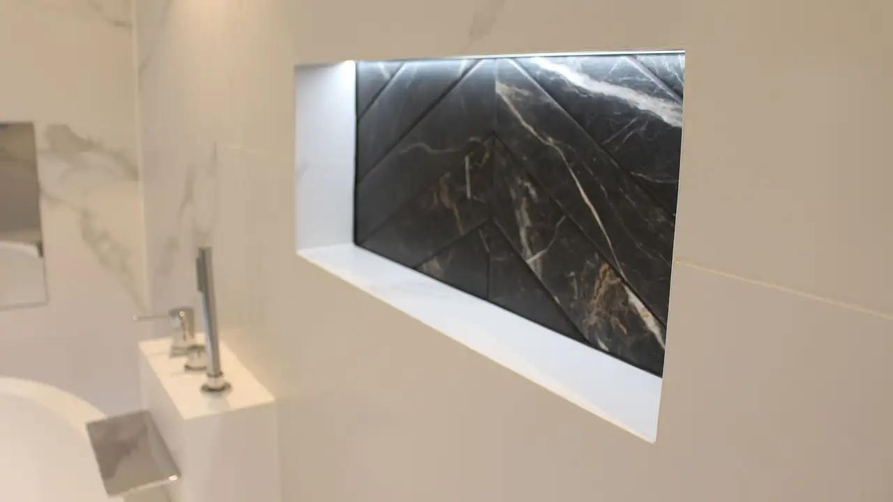 LIPROTEC was used to create two lit niches