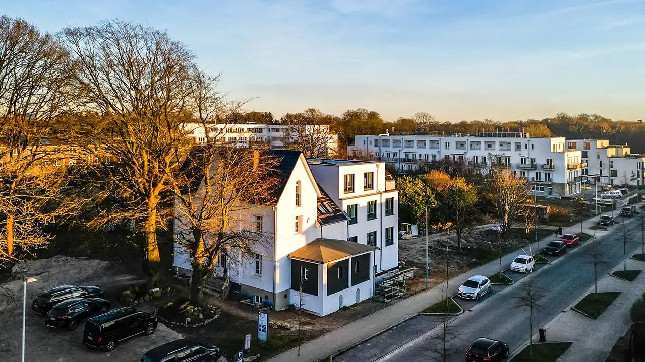 Die Villa Pomona von außen in der Vogelperspektive