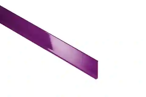 Farblich beschichtetes Schlüter-DESIGNBASE-SL-AC Bordürenprofil