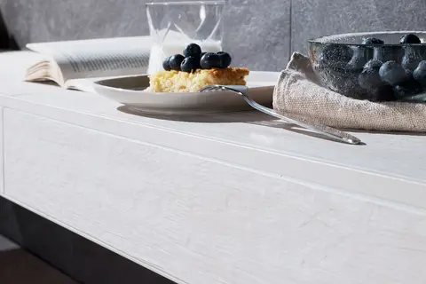 Tablette avec profilé Schlüter-TRENDLINE en finition ivoire