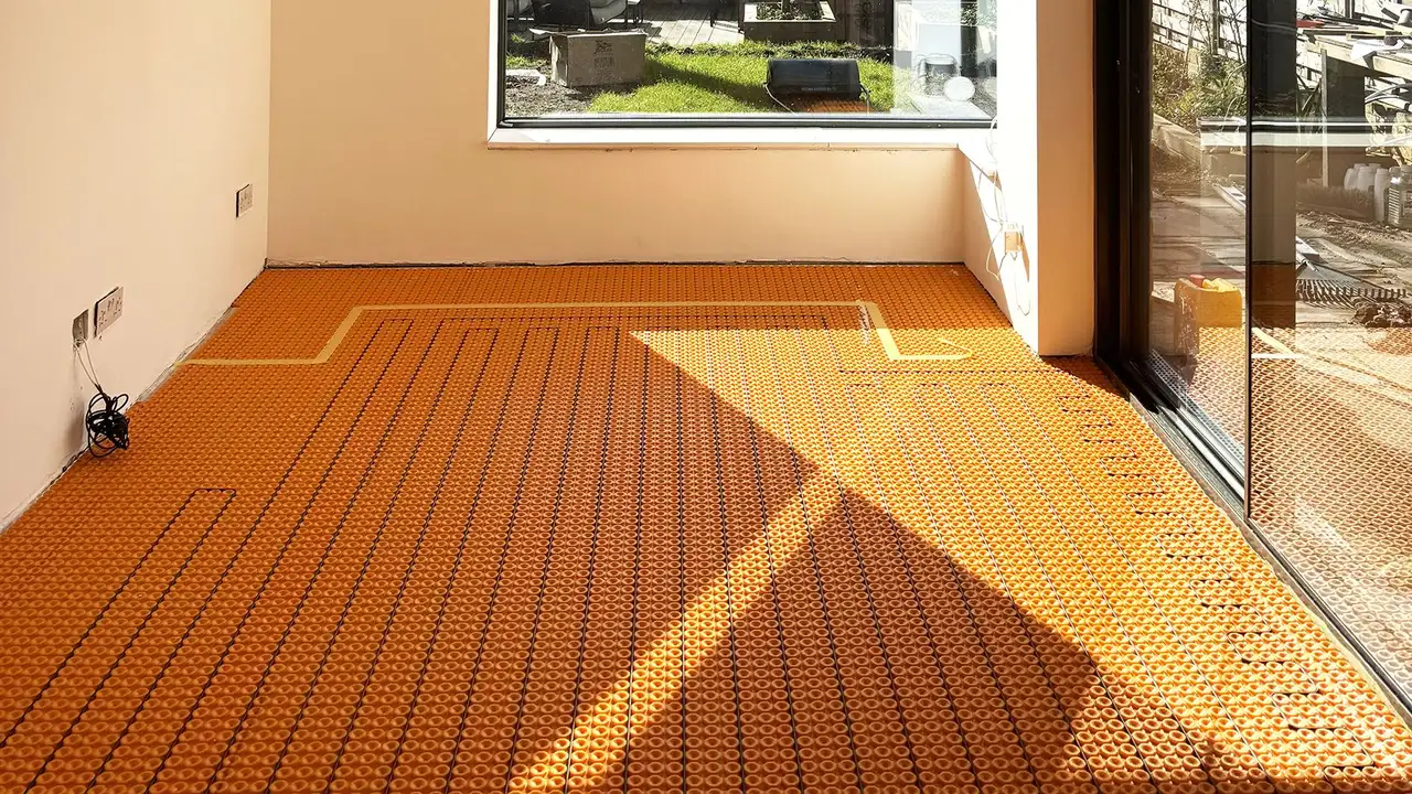 DITRA-HEAT-DUO-PS with heating cables installed