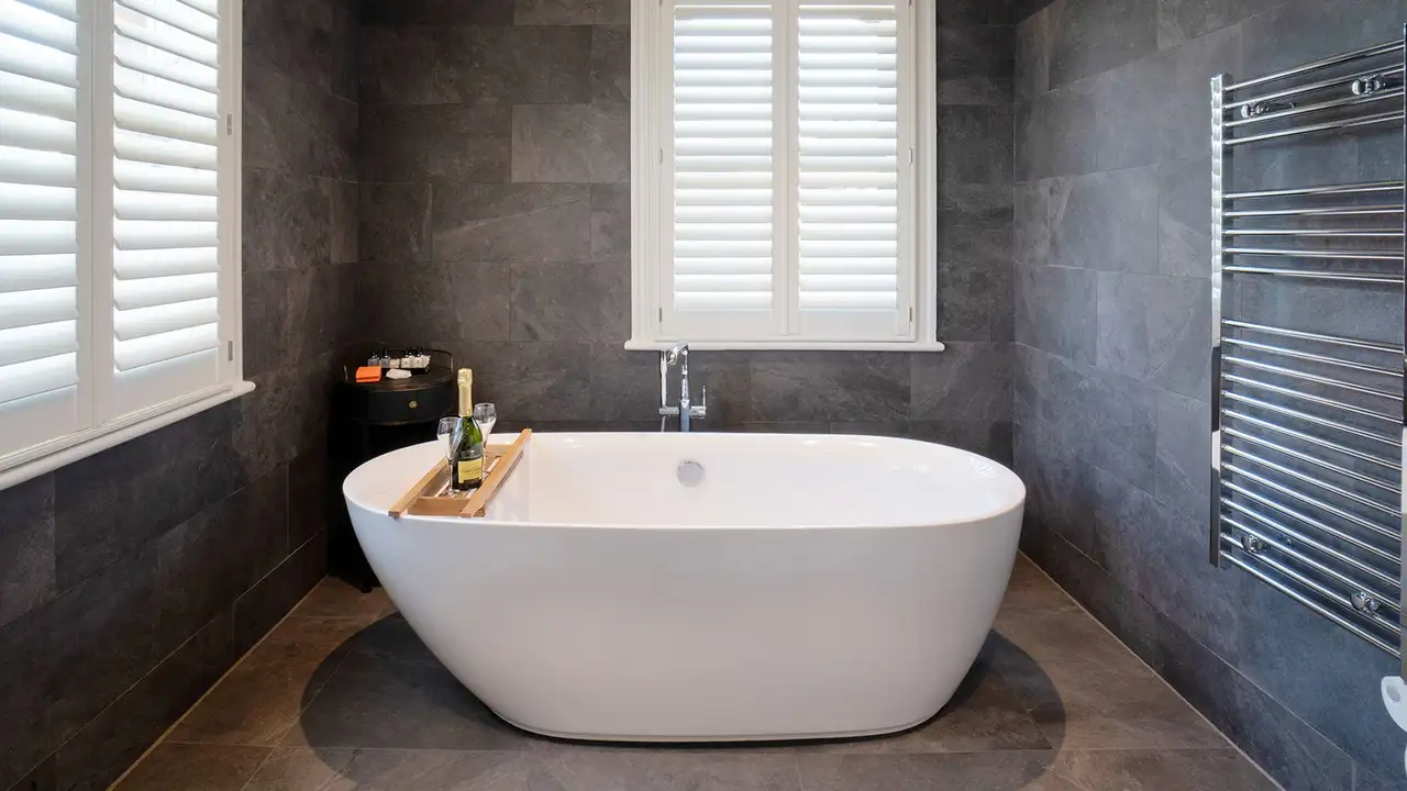 Bathroom at the Petersham Hotel