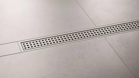 Dusch med KERDI-LINE-B-avloppsr&auml;nna med TRENDLINE-bel&auml;ggning