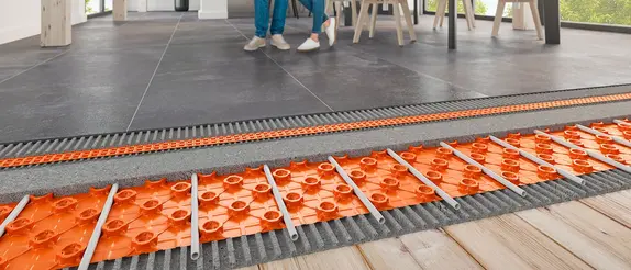 Tunnb&auml;ddsuppbyggnad f&ouml;r BEKOTEC-THERM.