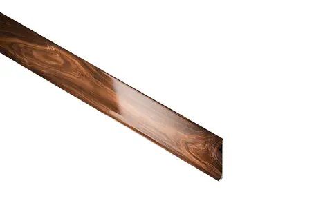 Ahşap deseni baskısı yapılmış Schlüter-DESIGNLINE-SL-AC süpürgelik profili